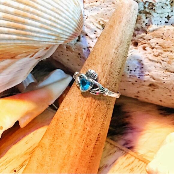 Blue Topaz CZ Claddagh Sterling Silver Toe Ring - Picture 3 of 4